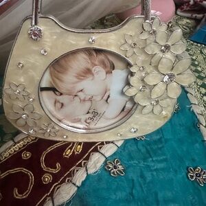 Tailor Vintage Cream Floral Handbag